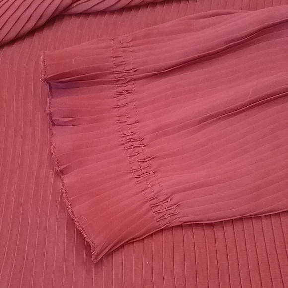 10/$10   Mexx Sheer Off Shoulder Blouse M - Picture 2 of 4